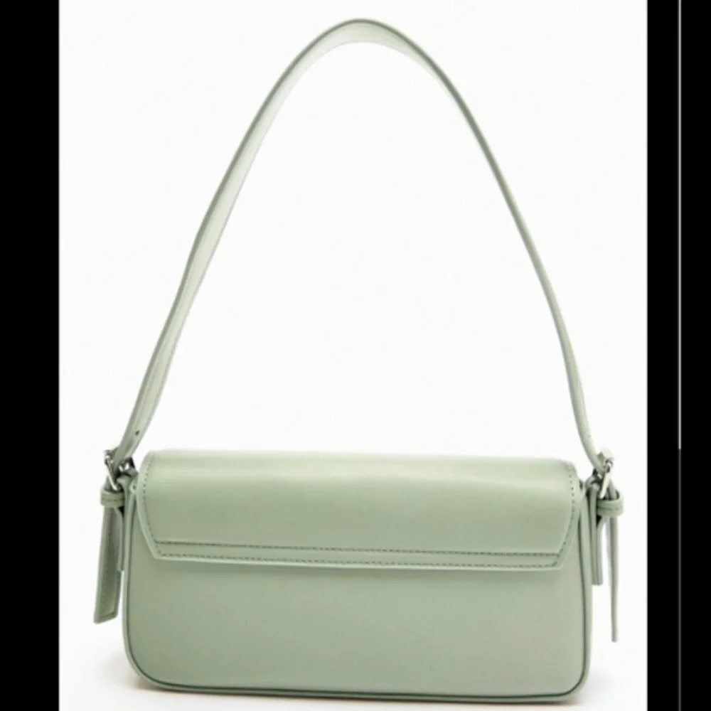 💚 Stylish Geometric Flap Shoulder Bag